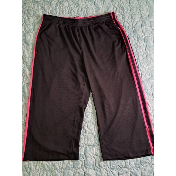 Women's Sport Essentials Black with Pink Stripped Capris Size Large - Picture 1 of 10